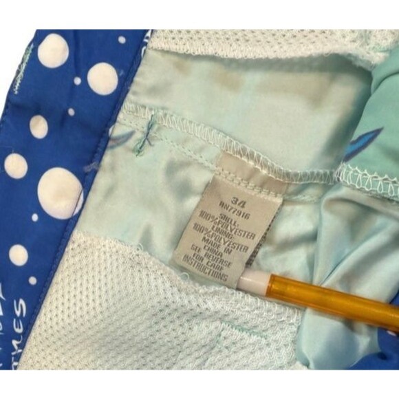 Bermuda Styles Shorts Light Blue Sharks AOP Men's Size 34 - 8" Inseam - Preppy - Picture 5 of 8